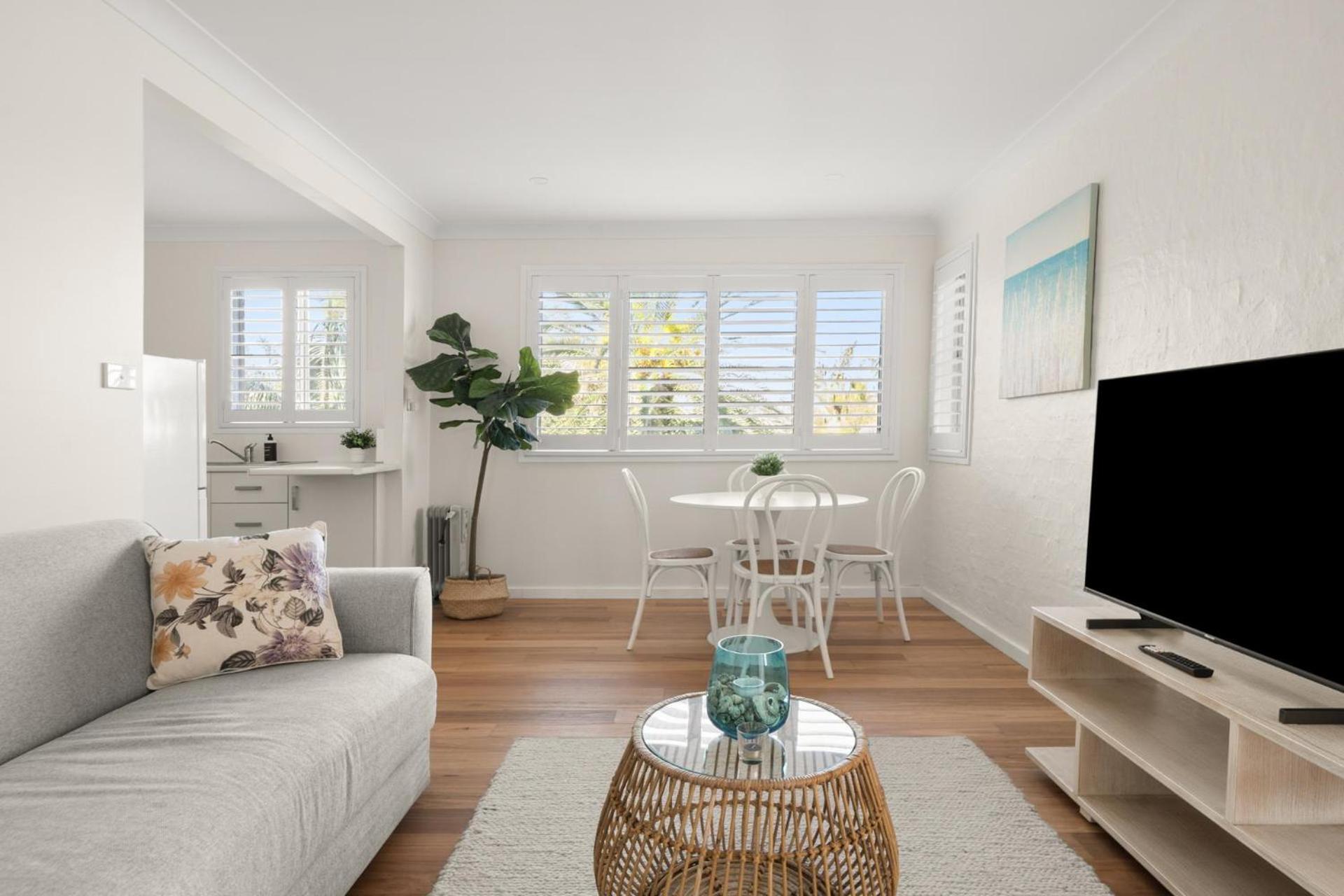 Idyllic Unit In Little Manly - Steps From The Apartment *